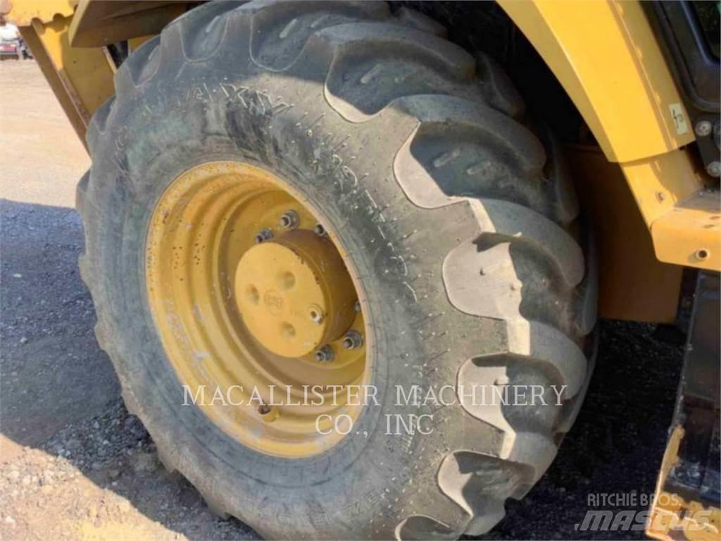 CAT 420F2IT Екскаватори-навантажувачі