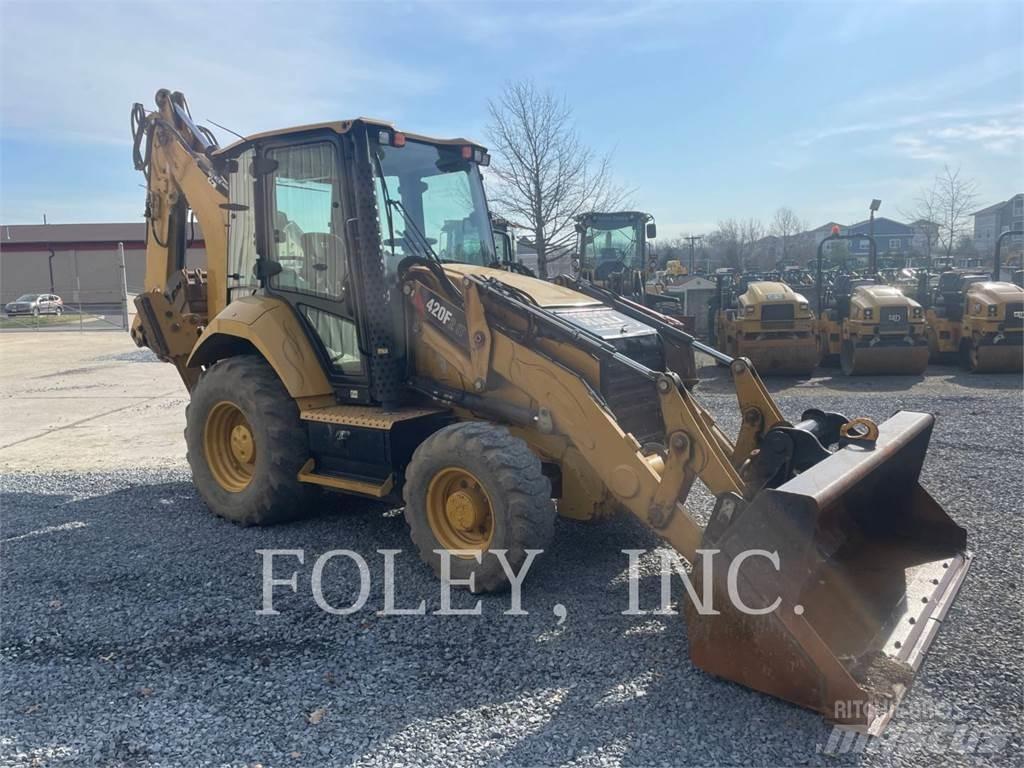 CAT 420F2IT Екскаватори-навантажувачі
