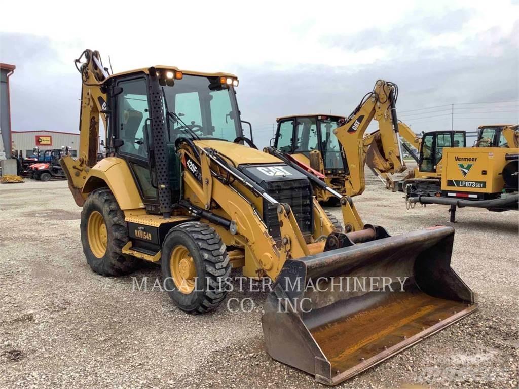 CAT 420F2IT Екскаватори-навантажувачі