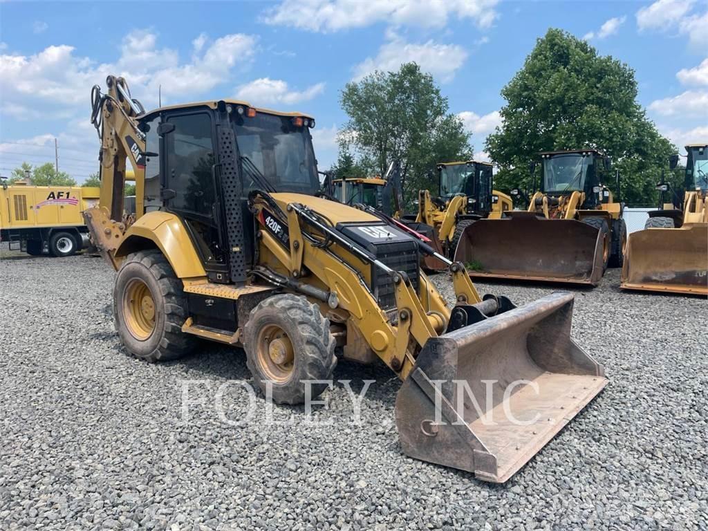 CAT 420F2IT Екскаватори-навантажувачі