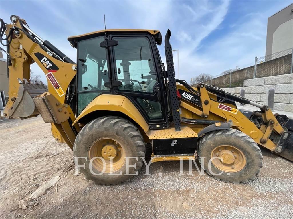 CAT 420F2IT Екскаватори-навантажувачі