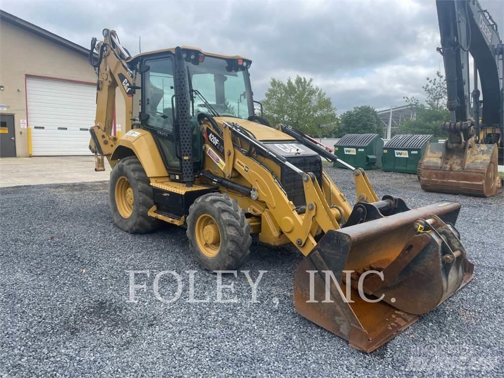 CAT 420F2IT Екскаватори-навантажувачі