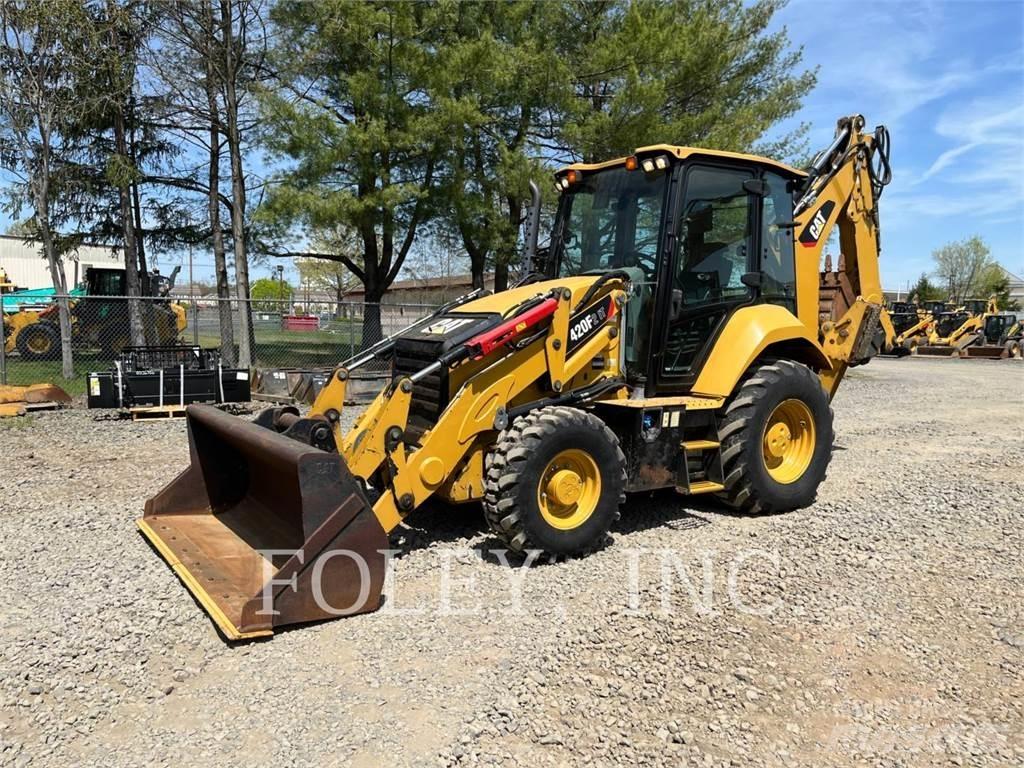 CAT 420F2IT Екскаватори-навантажувачі