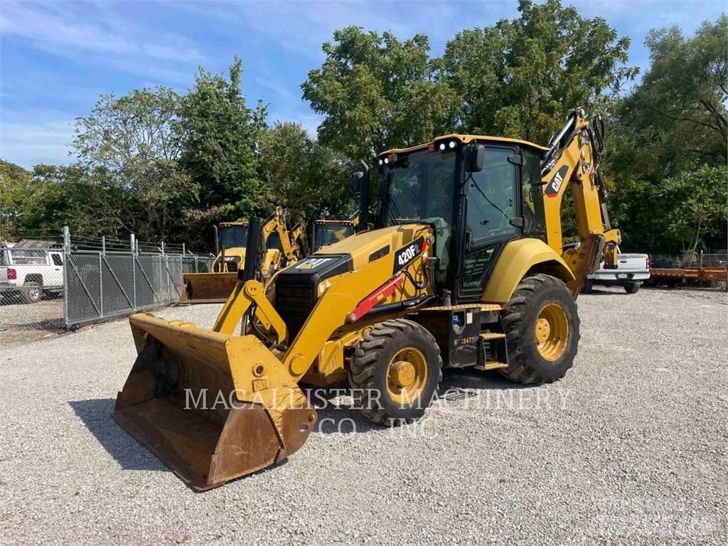 CAT 420F2ST Екскаватори-навантажувачі