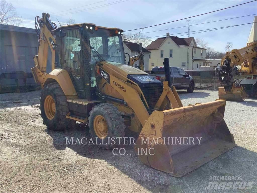 CAT 420F2ST Екскаватори-навантажувачі