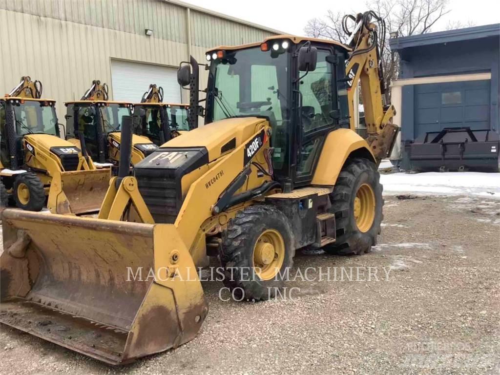 CAT 420F2ST Екскаватори-навантажувачі