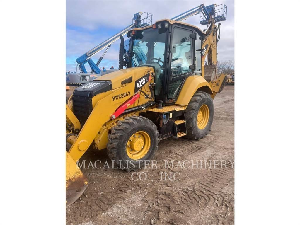 CAT 420F2ST Екскаватори-навантажувачі