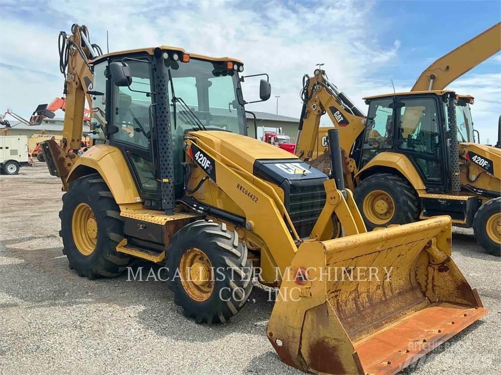 CAT 420F2ST Екскаватори-навантажувачі