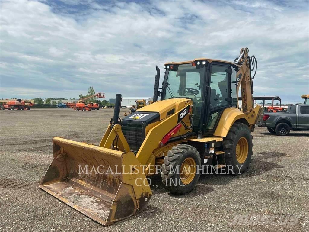 CAT 420F2ST Екскаватори-навантажувачі