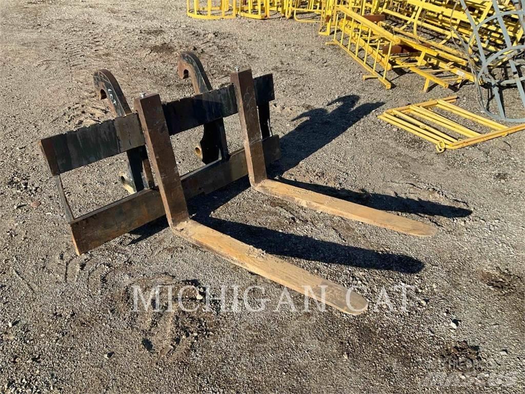 CAT 420FIT A Екскаватори-навантажувачі