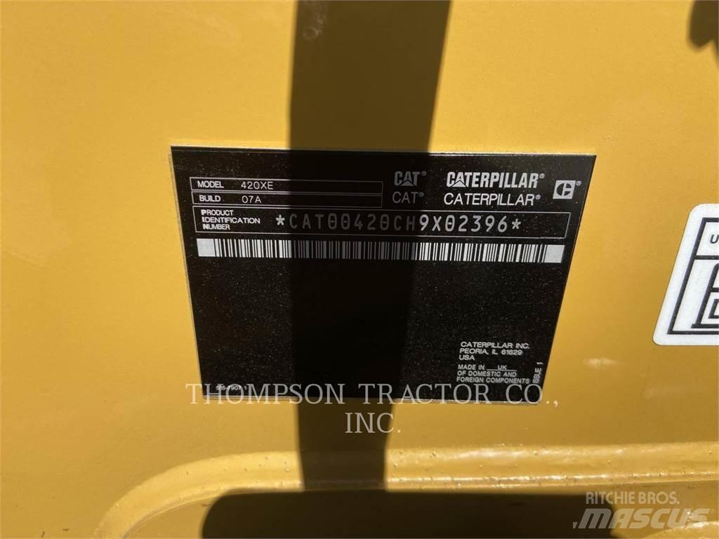 CAT 420XE Екскаватори-навантажувачі