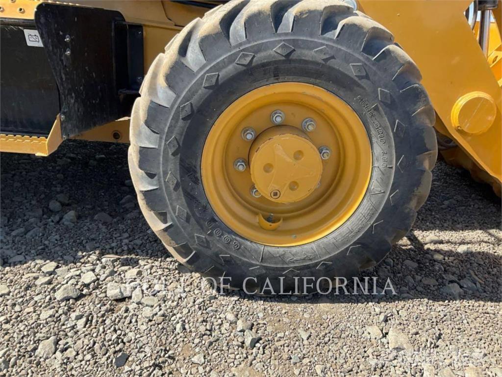 CAT 420XE Екскаватори-навантажувачі