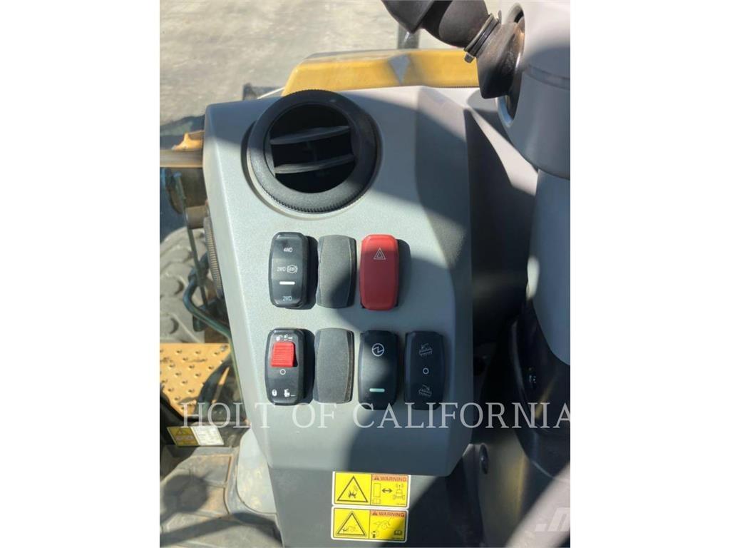 CAT 420XE Екскаватори-навантажувачі