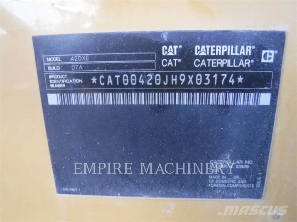 CAT 420XE4ECIP Екскаватори-навантажувачі