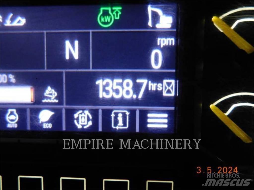 CAT 420XE4EOIP Екскаватори-навантажувачі