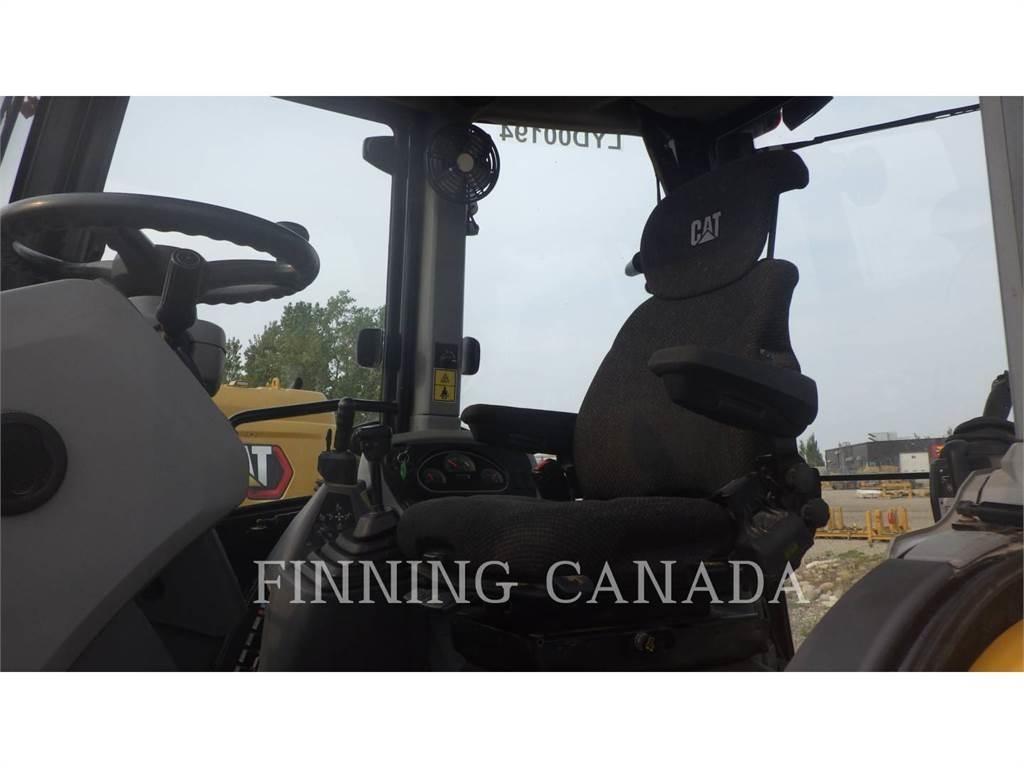 CAT 430F2 Екскаватори-навантажувачі