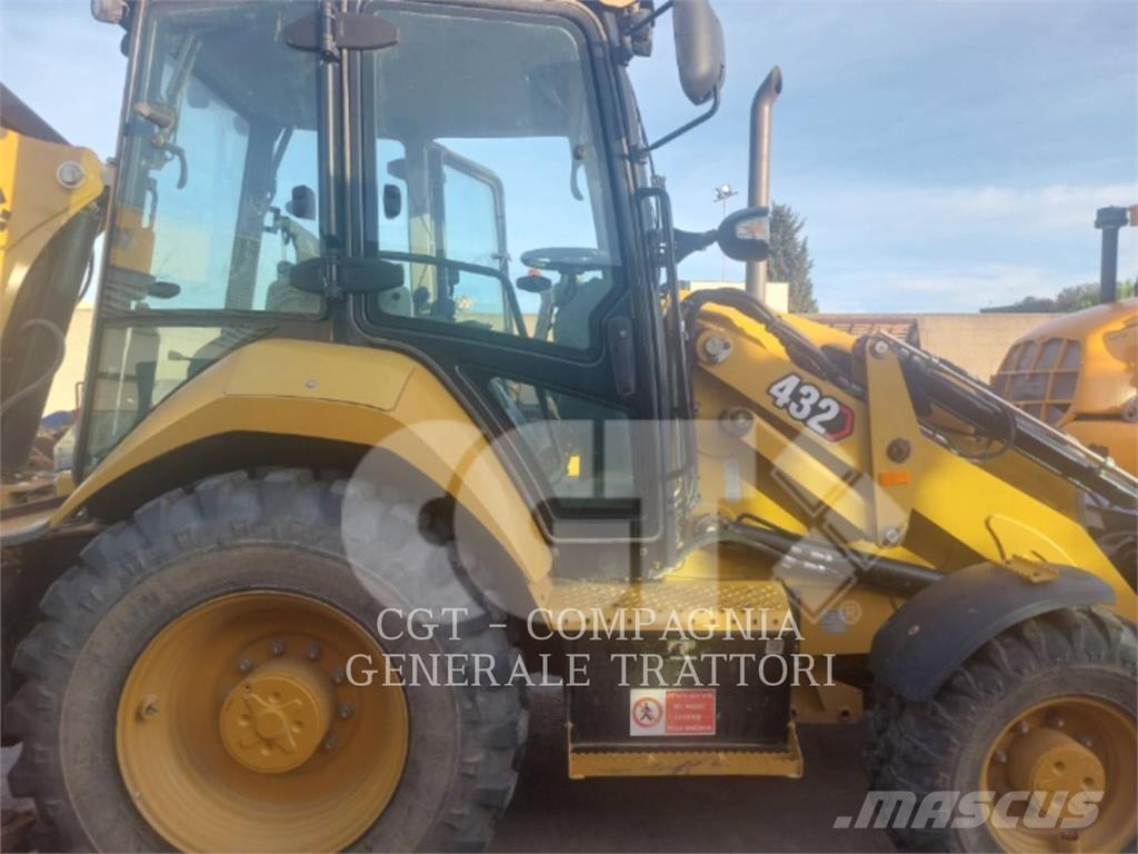 CAT 432 Екскаватори-навантажувачі
