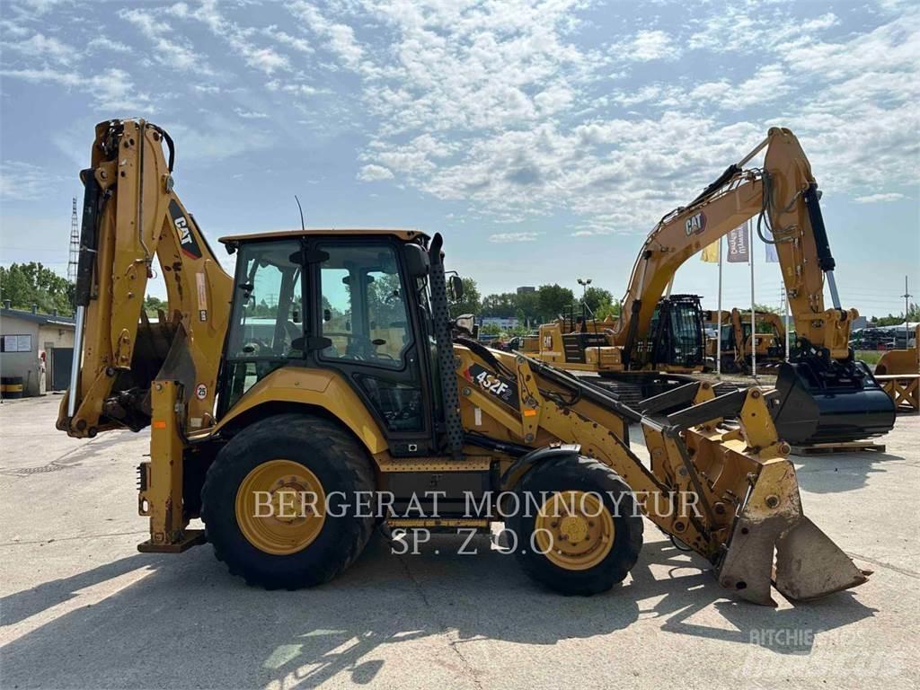 CAT 432F2 Екскаватори-навантажувачі
