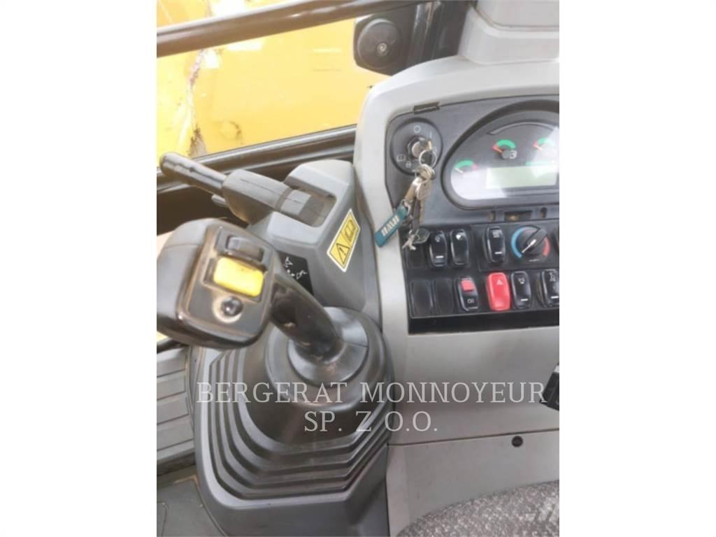 CAT 432F2 Екскаватори-навантажувачі
