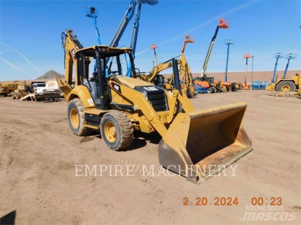 CAT 440-07 4EO Екскаватори-навантажувачі