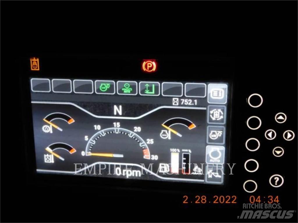 CAT 440-74EOIM Екскаватори-навантажувачі