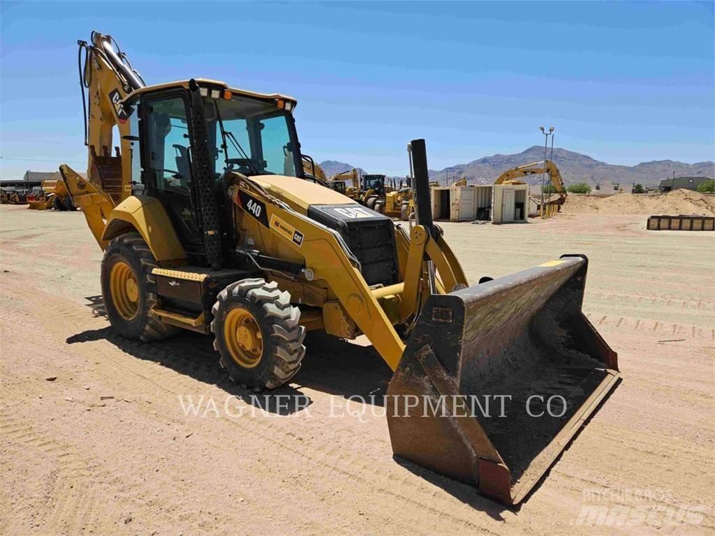 CAT 44007 Екскаватори-навантажувачі