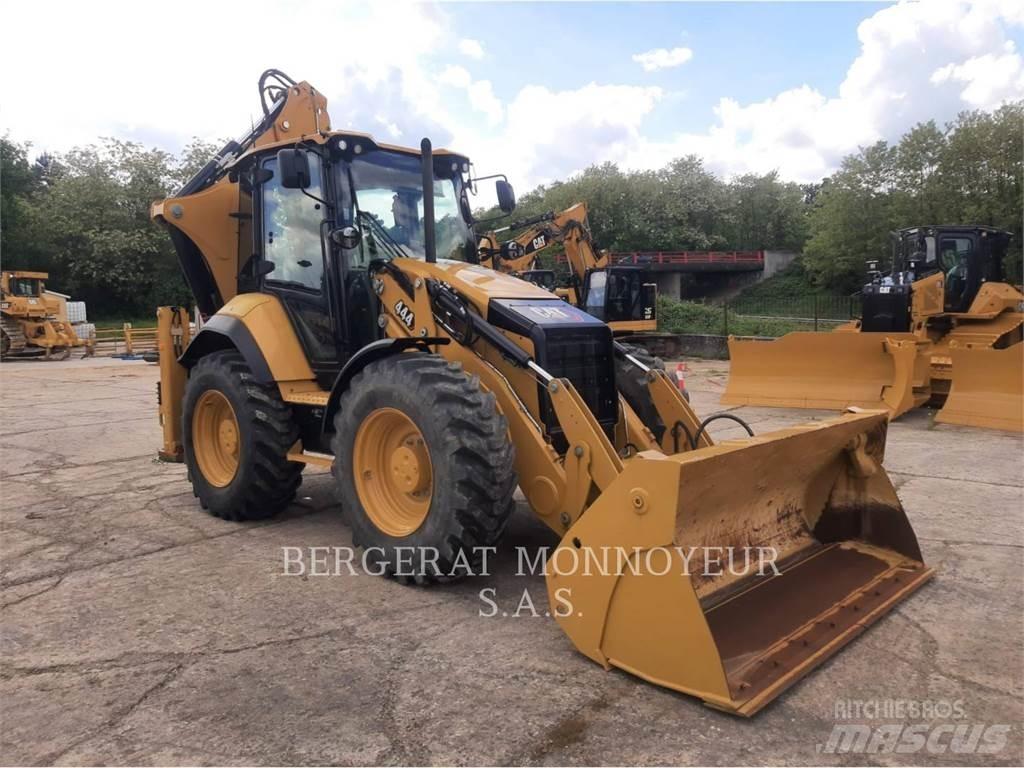 CAT 444 Екскаватори-навантажувачі