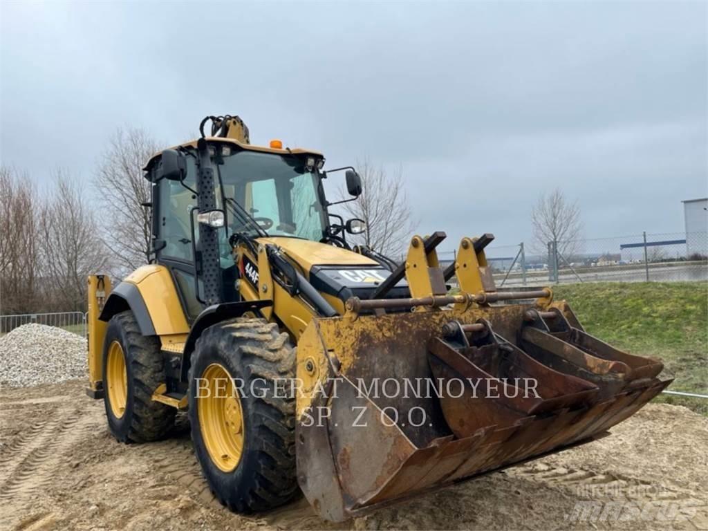 CAT 444F2 Екскаватори-навантажувачі