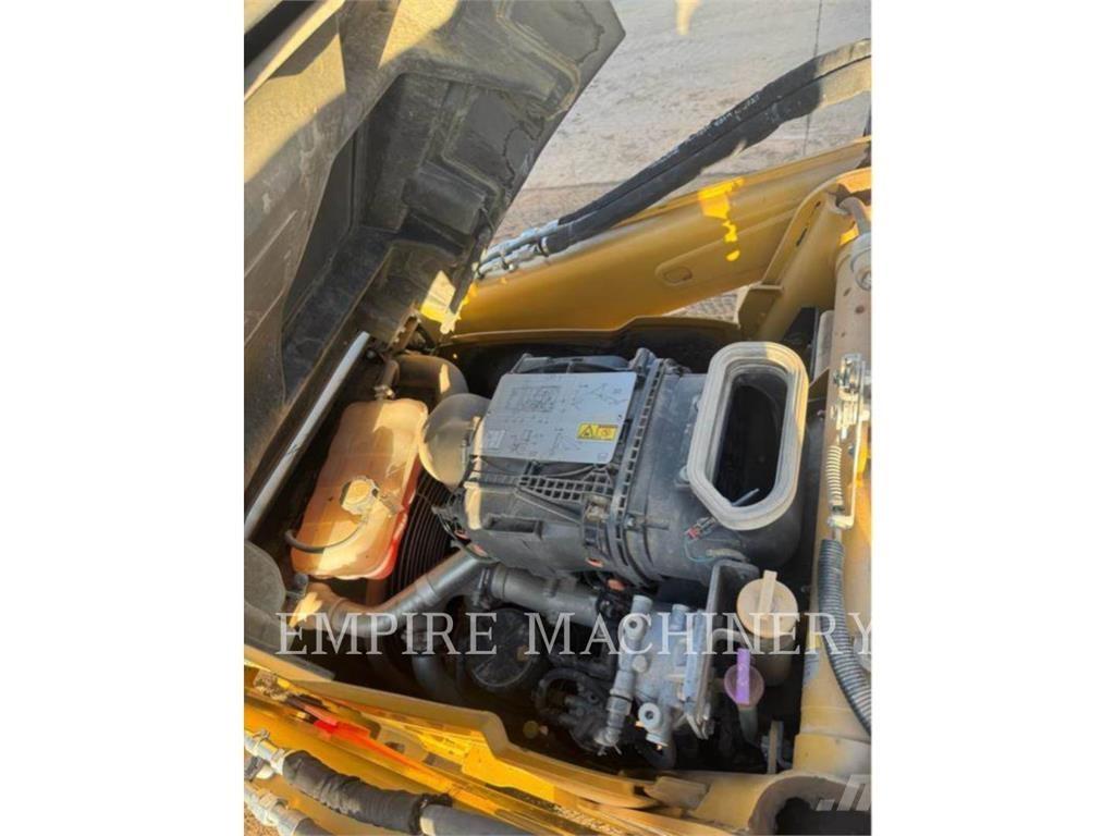 CAT 450-074EOP Екскаватори-навантажувачі