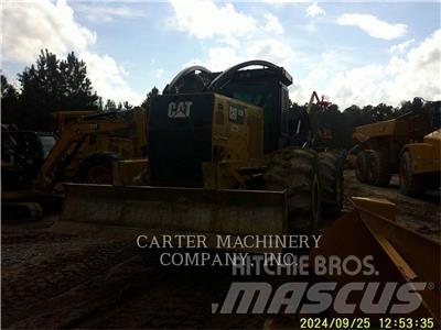 CAT 525D Трельовочні трактора