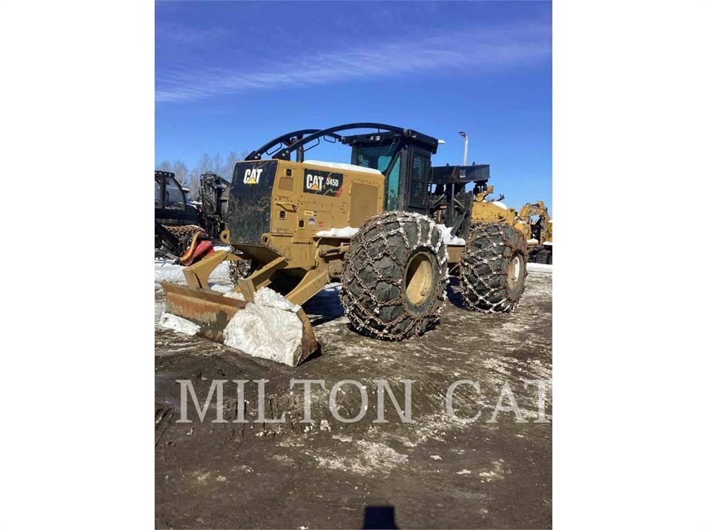 CAT 545D Трельовочні трактора