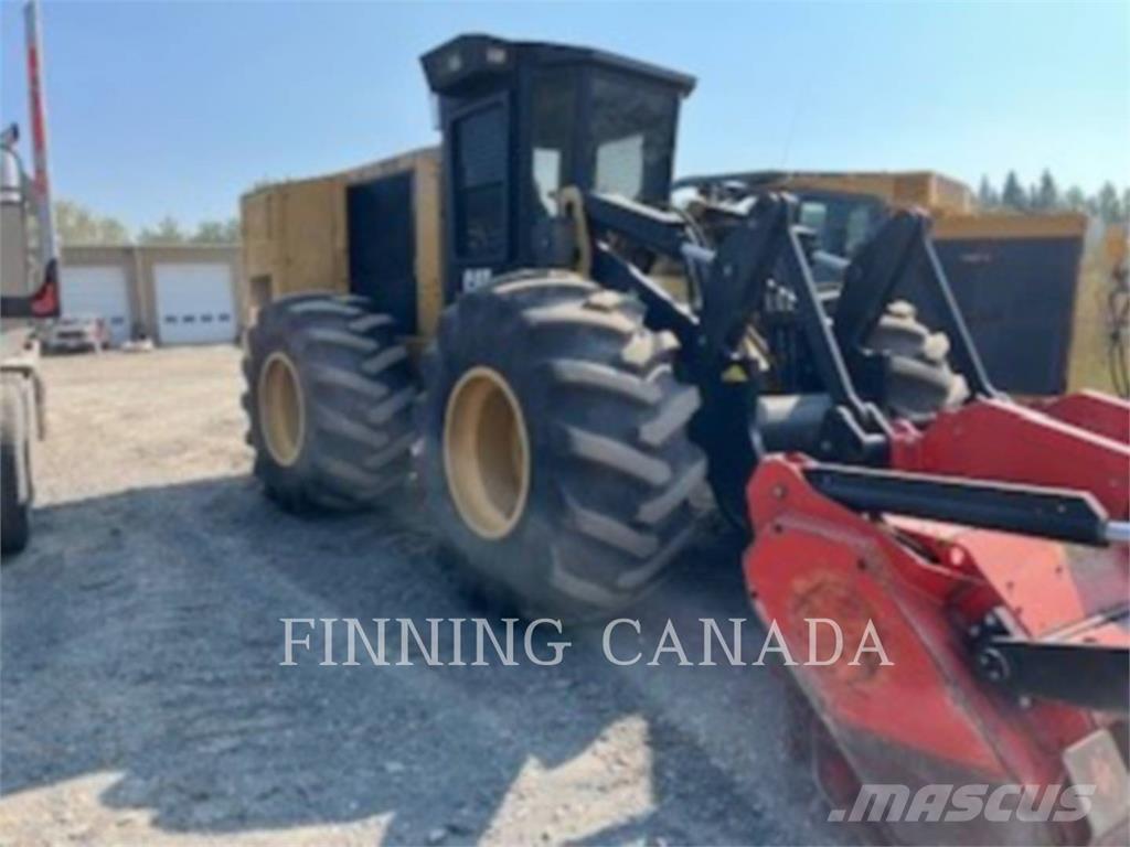 CAT 586C SPT Лісогосподарські трактори