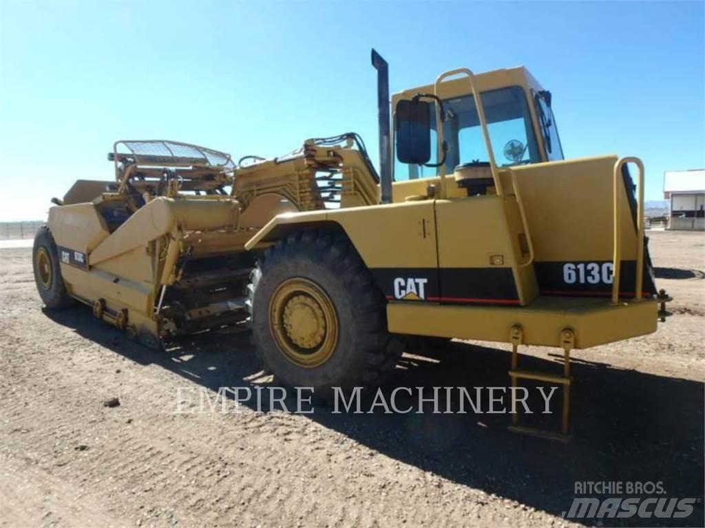 CAT 613C Скрепери