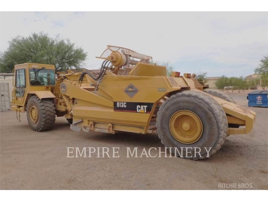 CAT 613C Скрепери