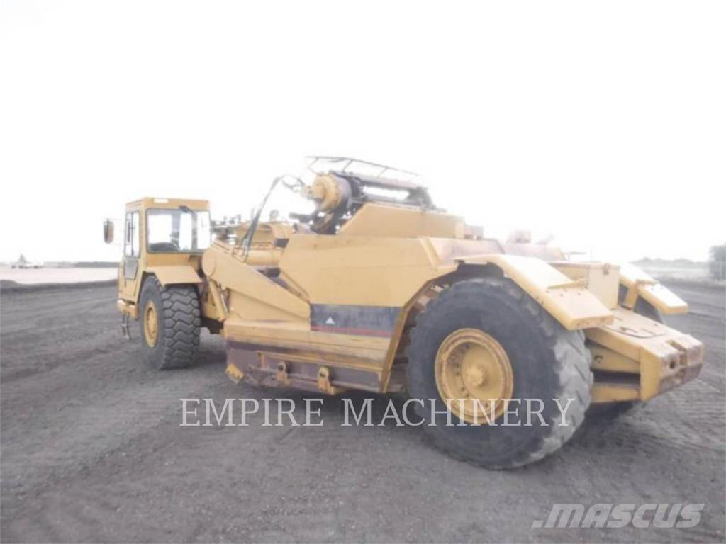 CAT 613C Скрепери
