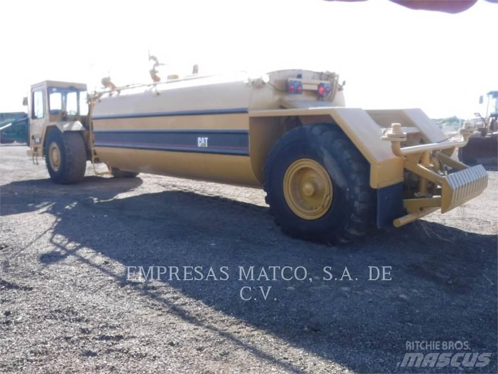 CAT 613C Поливальні машини