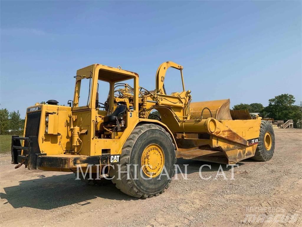 CAT 621 Скрепери