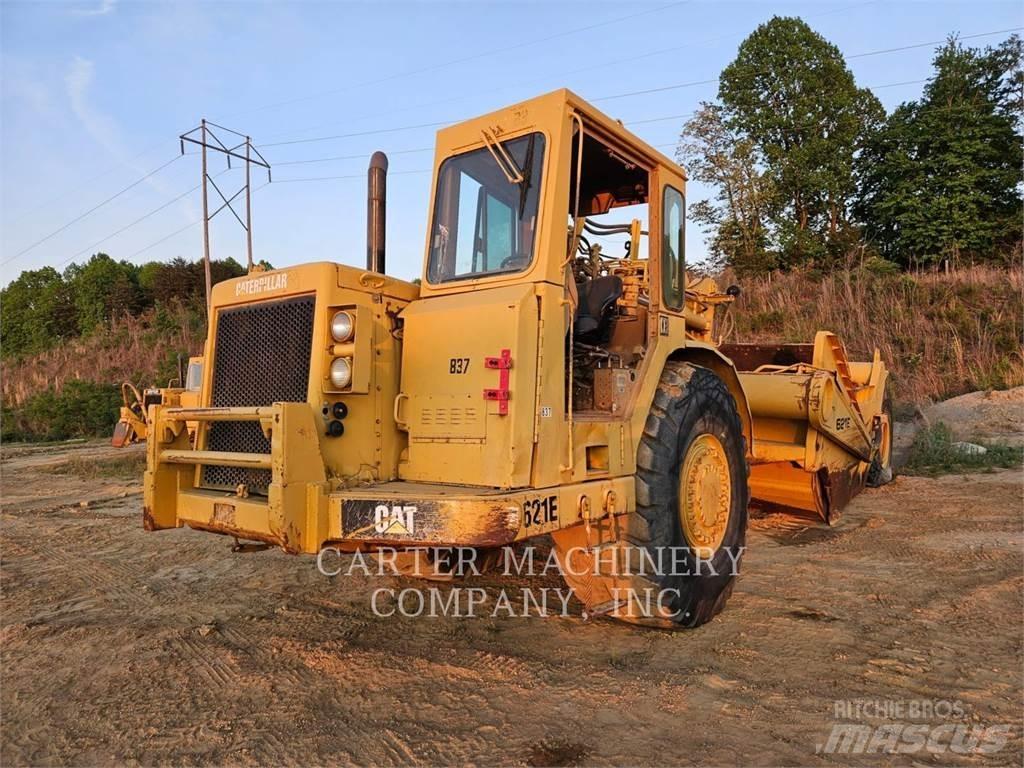 CAT 621E Скрепери