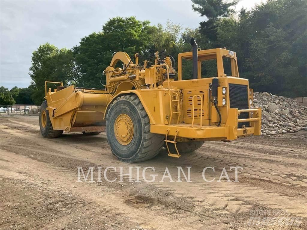 CAT 621E Скрепери