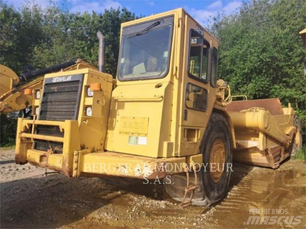 CAT 621F Скрепери