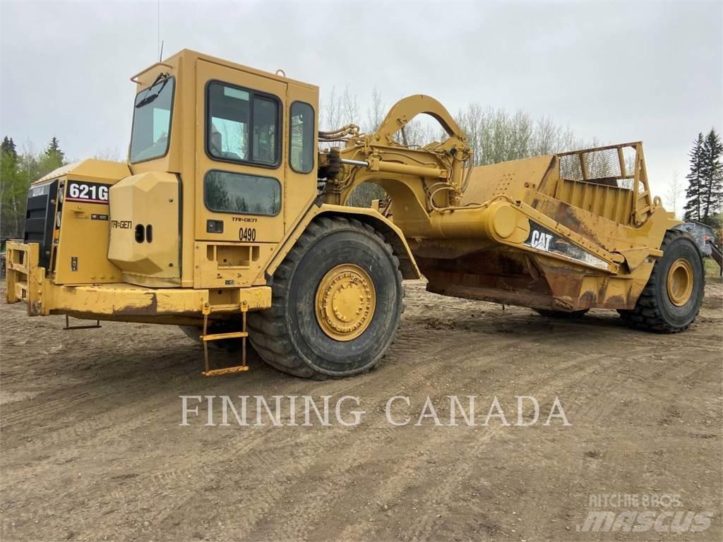 CAT 621G Скрепери