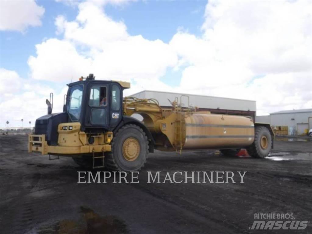 CAT 621H WW Поливальні машини