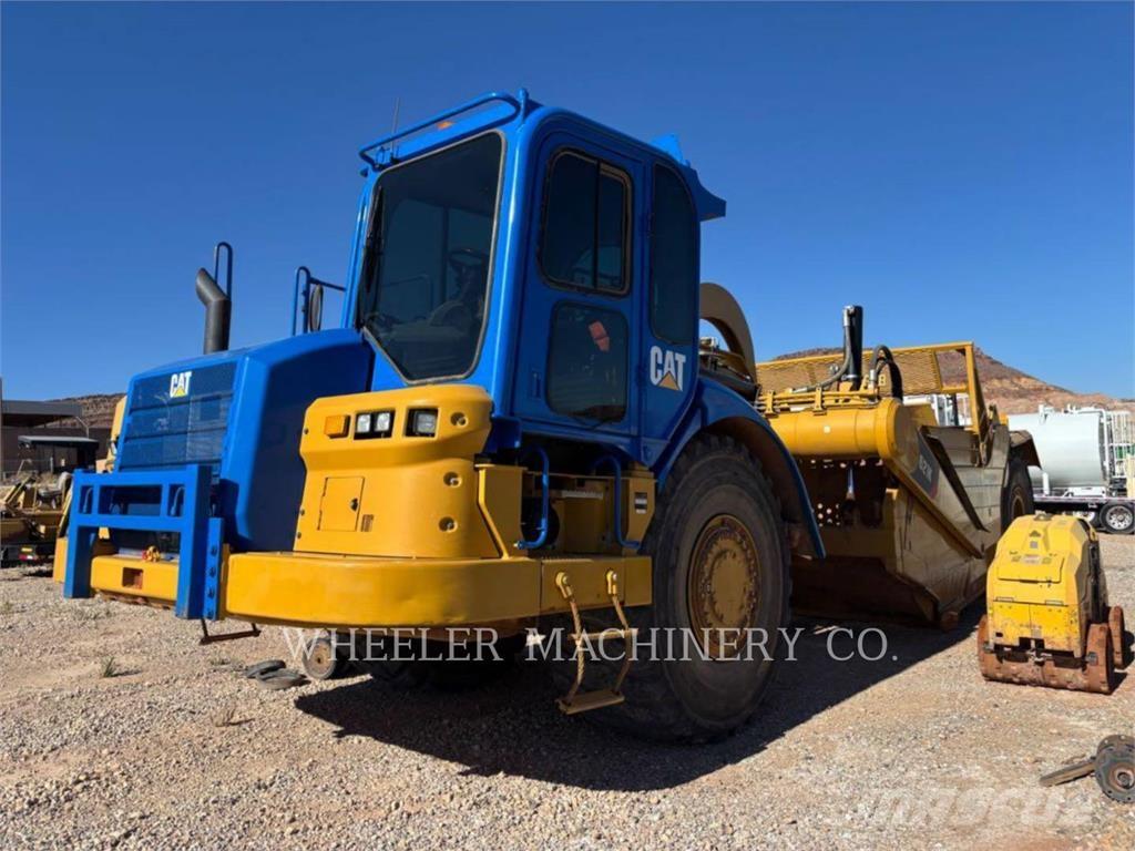 CAT 621K Скрепери