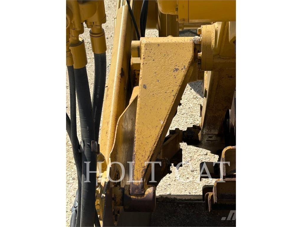CAT 623F Скрепери