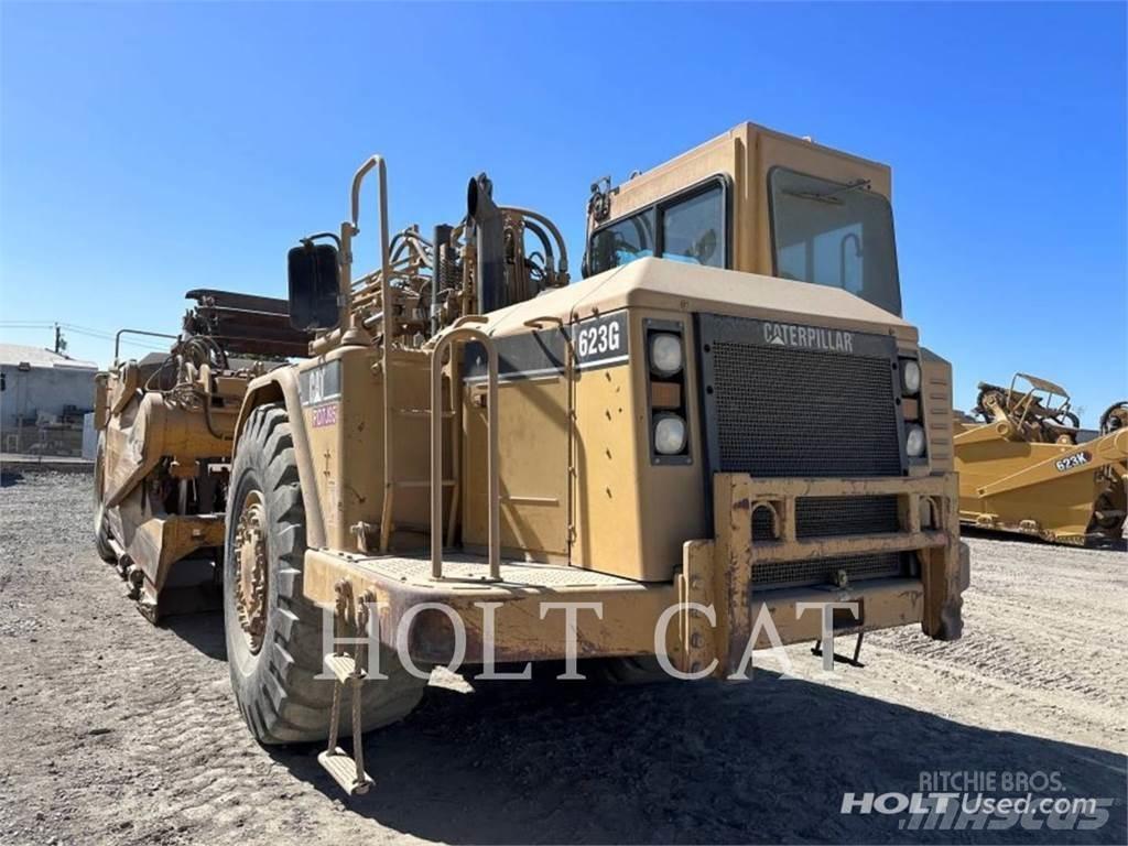 CAT 623G Скрепери