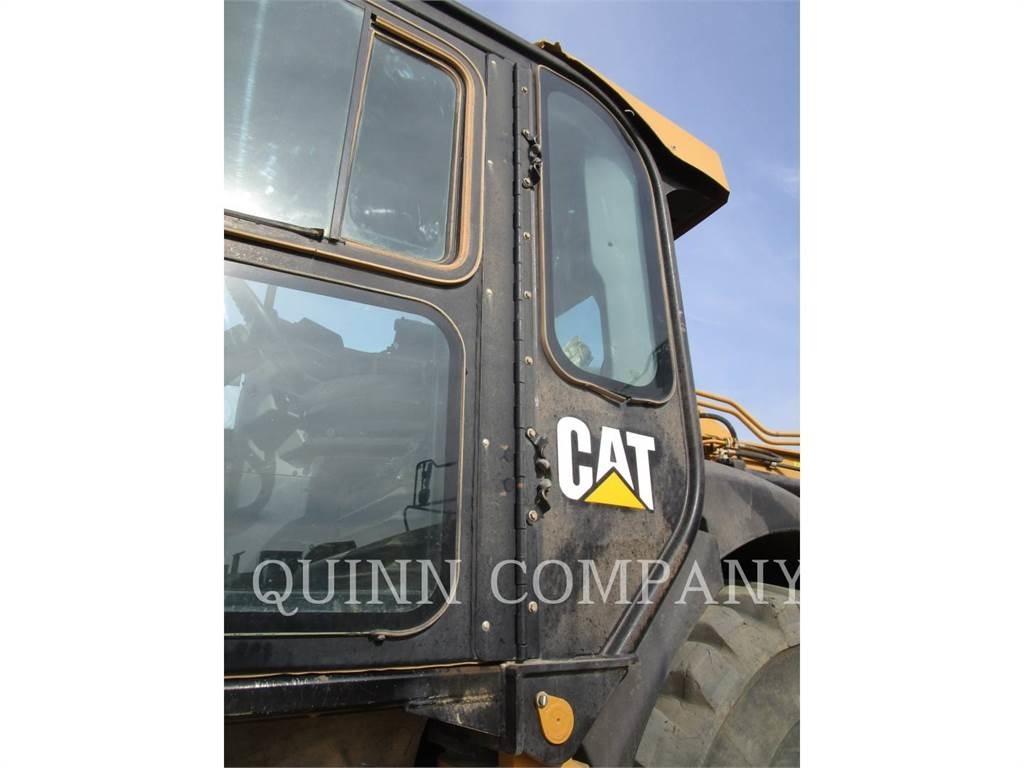CAT 623H Скрепери