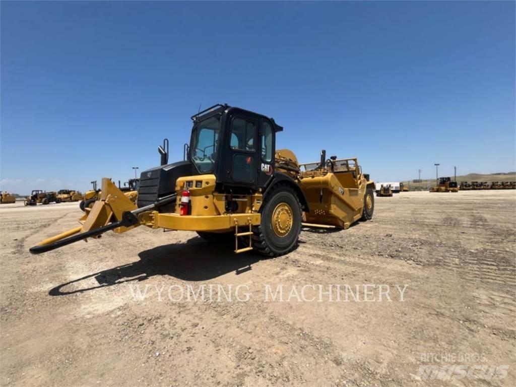 CAT 627 Скрепери