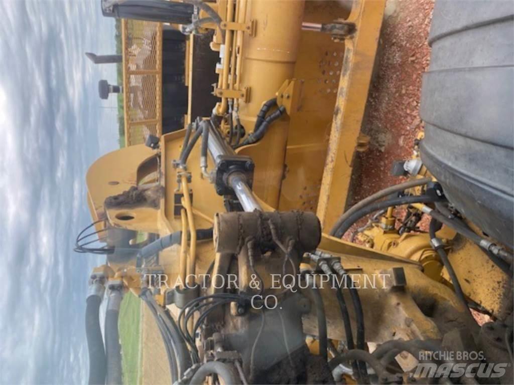 CAT 627H Скрепери