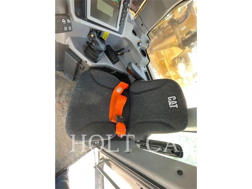 CAT 631K Скрепери