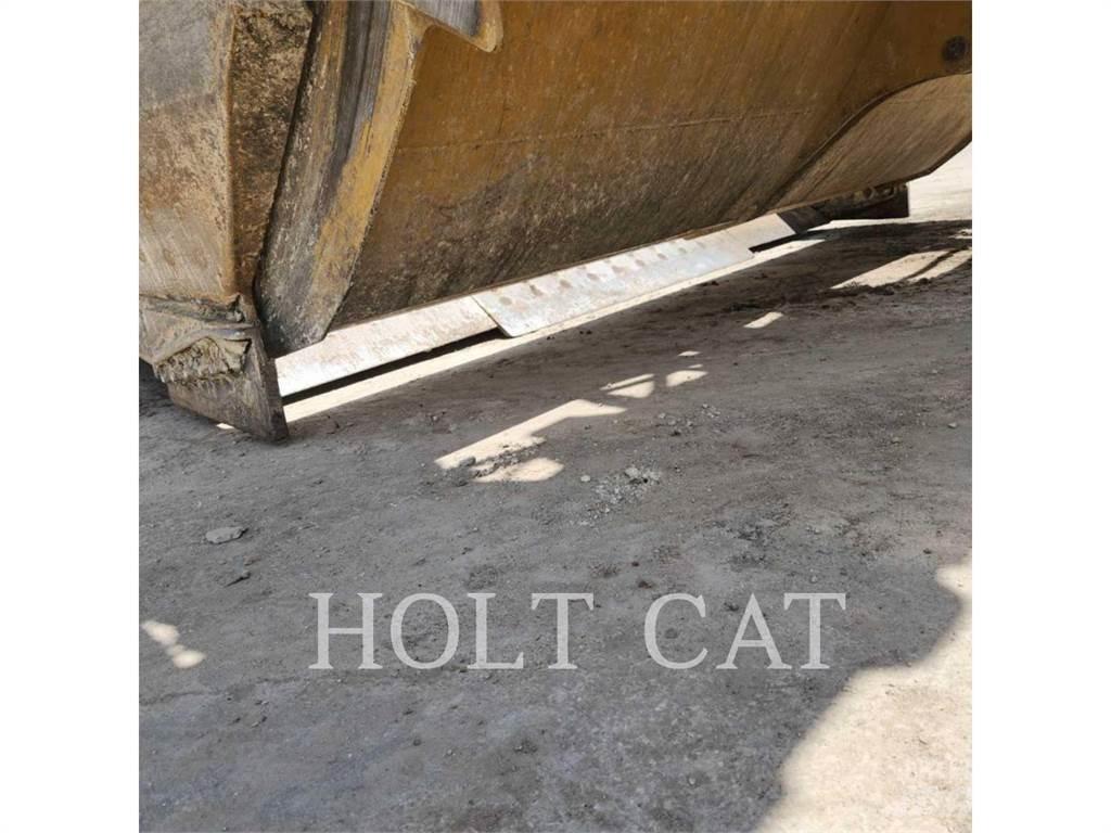 CAT 631K Скрепери